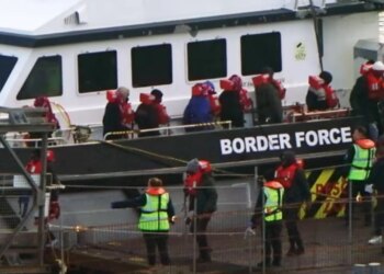 OKB paralajmëron: Marrëveshja për azilin ndërmjet Britanisë dhe Francës mund të çojë në shkelje serioze të të drejtave të njeriut.