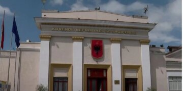 PD e tërheq mbështetje për 'Territorialen', PS duhet të përjashtojë nga rendi zhbërjen e barazisë.