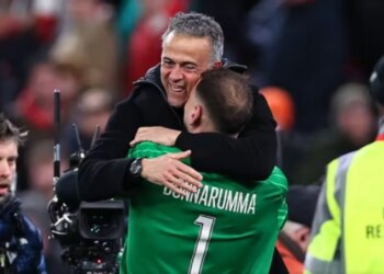 PSG, Luis Enrique injoron Donnarummën: Safonov, portieri më i mirë që kam pasur në karrierë