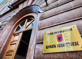 Padia e gjyqtarëve mbi pagat, Gjykata Kushtetuese pranon pjesërisht kërkesën e tyre, çfarë kërkohet?