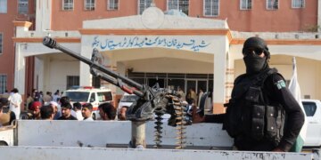 Pakistani godet 22 zona në Afganistan, 274 anëtarë të talibanëve humbin jetën, Kabuli kërkon bisedime.