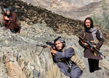 Pakistani shpall luftë ndaj Afganistanit: Operacioni ushtarak kundër talebanëve vazhdon, 274 humbje jetë.