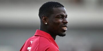 Paul Pogba vazhdon të përballet me vështirësi; pezullim nga aktivitetet sportive pa afat dhe Monaco e përjashton nga lista e Champions.
