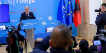 “Përgatitja e skenarit për likuidimin e protestuesve paqësorë”, Berisha pas protestës: Plumba gome në kokë, Nallbati ishte…