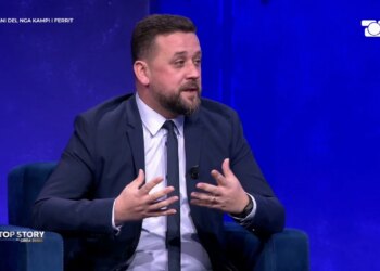 “Përhap terrrorizëm në kamp”/ Gazetari zbulon në “Top Story” emrin e shqiptare që pengon riatdhesimet nga Siria