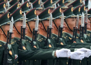 Përplasje e drejtpërdrejtë mes SHBA-së dhe Kinës, CIA përpiqet të angazhojë ushtarakë si agjentë në Pekin.