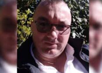 Polici, i cili po drejtonte mjetin në autostradën Tiranë-Durrës, ndërron jetë në moshën 45-vjeçare pas një arresti kardiak.