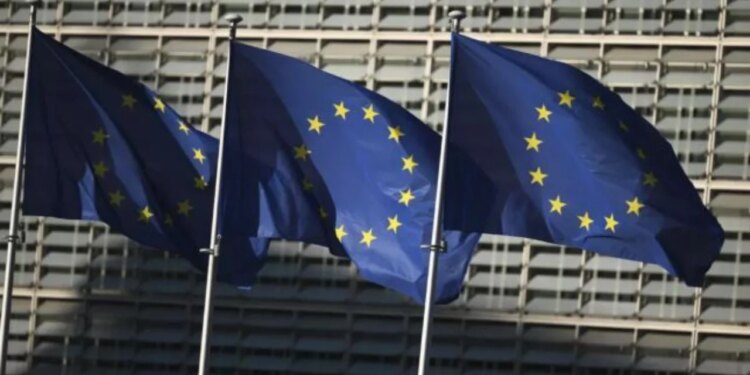 Policia belge realizon bastisje në Komisionin e BE-së në lidhje me hetimin për tregtinë e pasurive të paluajtshme.