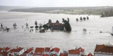 Portugalia zhvillon zgjedhje presidenti në kushte të vështira, përballë përmbytjeve dhe stuhive që kanë shkaktuar raste fatale në vend.