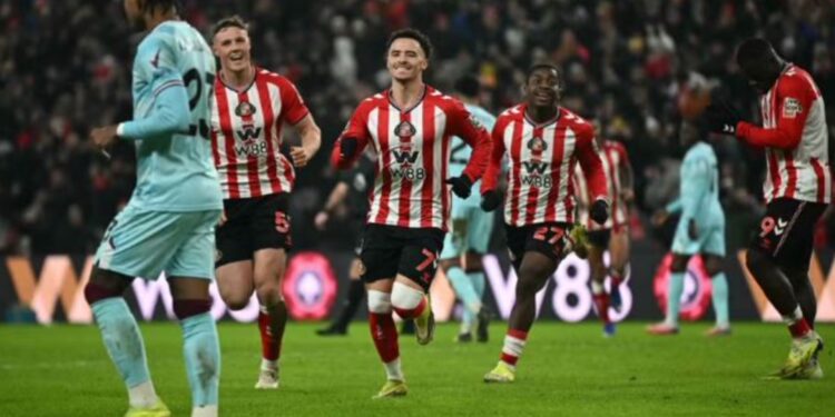 Premier League: Sunderland shënon fitoren bindëse ndaj Burnley, Armando Broja aktivizohet si zëvendësues