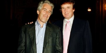 Prokuroria e Përgjithshme e SHBA-së publikon një listë prej 305 emrash të personave publikë, duke përfshirë Trump, Starmer, Bill Gates dhe Kim Kardashian, të lidhur me dosjen Epstein.