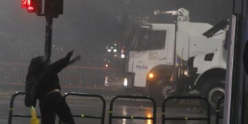 Protesta e katërt kombëtare e PD-së: Policia arreston 46 individë për dhunën e regjistruar dje.