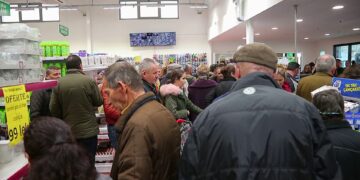 Qiratë kontribuojnë në rritjen e çmimeve, inflacioni arrin në 2.3% në janar, çmimet e ushqimeve vazhdojnë të rriten.