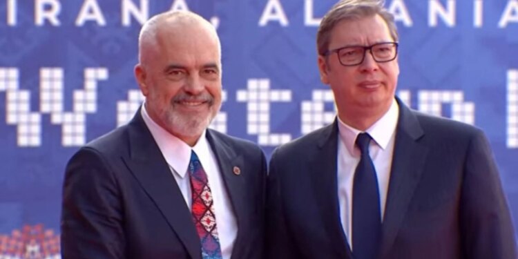 Rama dhe Vuçiç dërgojnë një "letër" Bashkimit Evropian për anëtarësimin në tregun "Schengen", duke paraqitur një propozim të ri për integrimin.