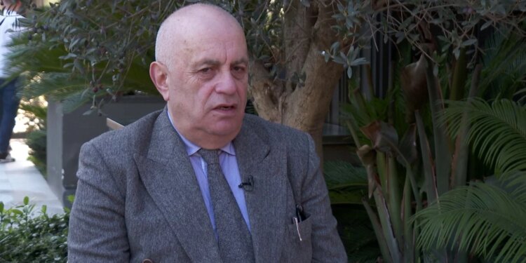 “Rama ka arritur një marrëveshje”/ Akademiku Artan Fuga shqyrton ndryshimet në qeveri: Intensifikimi i presionit nga europianët.