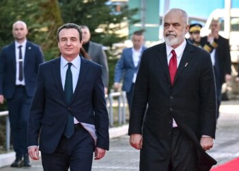 Rama viziton Kosovën, Kurti: Diskutuam për marrëveshjet dypalëshe dhe rëndësinë e bashkëpunimit për shërbimin e kombit tonë.