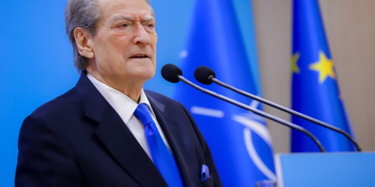 “Ramës i është ndaluar aktiviteti në Bruksel”, Berisha fton qytetarët për një protestë masive: ‘Do të jetë një uragan shprese’