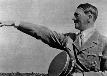 Restauratorët artizanë të cilët ndihmuan nazistët, si dokumentet historike u përdorën për të ndihmuar në gjurmimin dhe vrasjen e hebrenjve.