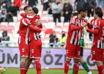 Rey Manaj, përsëri në fokus me Sivasspor, shënon dhe asiston në triumfin e ekipit ndaj Sakaryasporit (VIDEO)