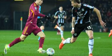 Roma humbet në Udine, verdhekuqtë sjellin humbjen e katërt ndaj Juventusit.