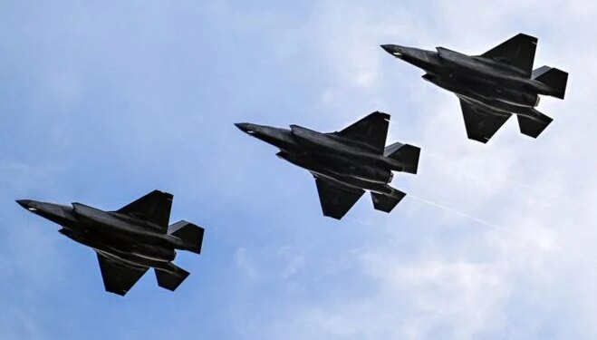 SHBA rrit forcimin ushtarak në Lindjen e Mesme, sipas Washington Post: Më shumë se 150 avionë luftarakë janë dislokuar në këtë zonë.