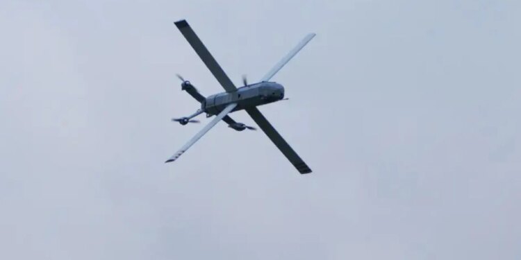 Shpenzimet për “drone kamikaze” për ushtrinë mund të arrijnë deri në dy miliardë euro, Bundestagu jep miratimin.