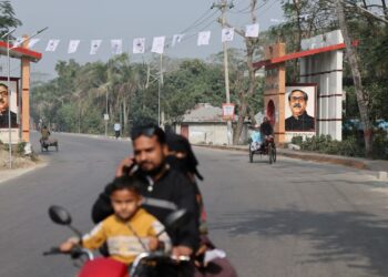 Shpërthim brenda xhamisë në Islamabad, disa besimtarë humbasin jetën