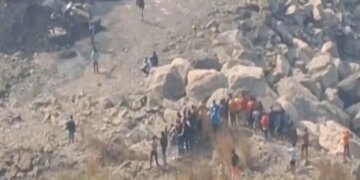 Shpërthim në një minierë jo të ligjshme në Indi, të paktën 18 minatorë vdesin