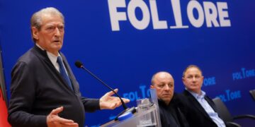 “Shpresa jonë e vetme është tani vetë ne”, tha Berisha për demokratët: Rama po e injoron ultimatumet e Brukselit dhe po rrezikon procesin e integrimit.