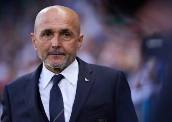 Spalletti publikon skuadrën për ndeshjen derbi, mungesa e yllit bardhezi tërheq vëmendjen.