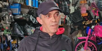 “Specialisti i biçikletave”/ Siguron riparimin e biçikletave për qytetarët e Korçës: Punoj çdo ditë pa ndalesë.