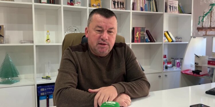 Ta huajt vizitojnë Vlorën, rriten kërkesat për punësim dhe qëndrim. Kryesisht, ata vijnë nga Italia, Ukraina dhe India.