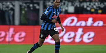 Talent i ri 18-vjeçar nigerian shkëlqen me Atalantën dhe zgjedh të përfaqësojë Italinë
Në moshën 18-vjeçare, Honest Ahanor është gati të bëjë gjurmat e tij në botën e futbollit, duke shprehur dëshirën për të marrë pjesë në Kupën e Botës. Ai festoi ditëlindjen e tij të 18-të më 23 shkurt dhe po tregon performanca të shkëlqyera me ekipin e Atalantës.