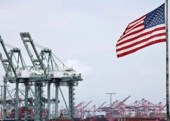 Tarifat e reja të Trump fillojnë të zbatohet, duke nisur me një normë fillestare prej 15%, por do të përcaktohet në 10%.