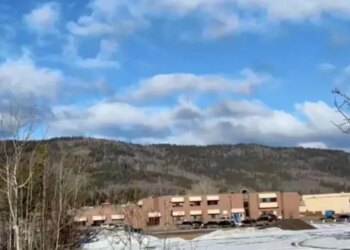 “Të shokuar dhe të prekur”/ Masakra me dhjetë të vdekur në shkollë, liderët globalë shprehin ngushëllime për Kanadanë