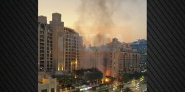 Terror në Dubai, shpërthime raketash mbi Palm Jumeirah