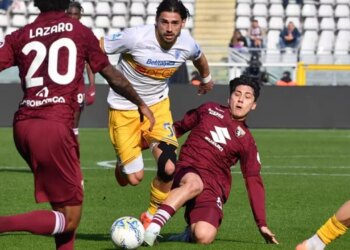 Torino ndalon serinë e rezultateve negative, triumfon me një gol ndaj skuadrës së Ylber Ramadanit.