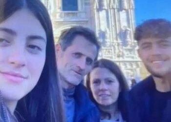 Trupat e katër anëtarëve të familjes Kola, të cilët humbën jetën në mënyrë tragjike në Itali, po dërgohen drejt Shqipërisë.