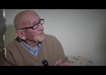 “U dhashë rrobat çifutëve, Gestapo i ndiqte dhe kështu i shpëtuam”, Stillo Papadhima rrëfehet nga kampi me 360 mijë të burgosur luftë: Amerikanët na thanë s’kemi komision, por na ndihmuan...