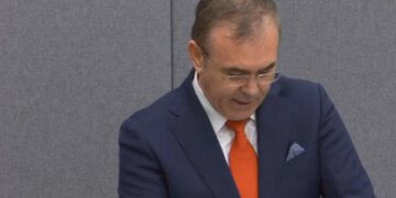 “UÇK si ushtri çlirimtare, jo si parti politike”, Selimi nga Haga: Akuzat kundër nesh, të pabaza