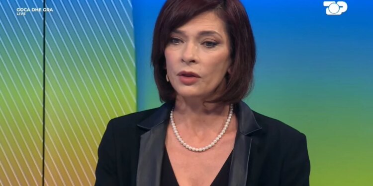 Vëllai i saj binjak ndërron jetë, Ema Andrea emocionohet në emisionin “Goca & Gra”: Kam humbur gjysmën time më të mirë, por po jetoj në dy dimensione.