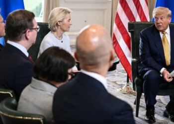 Vendimi i Gjykatës Supreme mbi tarifat doganore: Komisioni Europian nënvizon se SHBA duhet të përmbushë marrëveshjen.