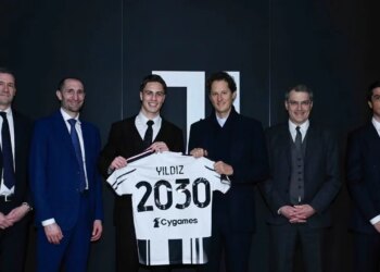Yildiz qëndron te Juventus, rinovon kontratën me bardhezinjtë deri në vitin 2030.