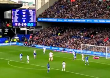 Ylli shqiptar shënon përsëri një supergol në Angli pas vetëm tre minutash, duke dërguar sinjale të forta për Sylvinhon.