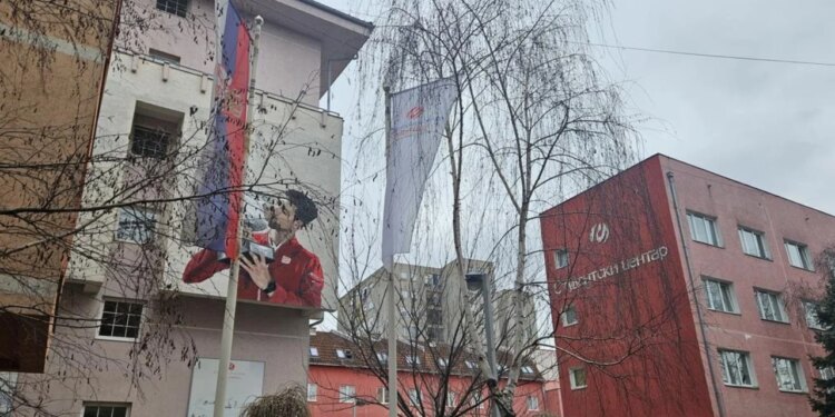 “Zgjidhni largimin ose integrimin në sistemin arsimor”, analiza nga DW: A po përfundojnë institucionet e fundit serbe në Kosovë?