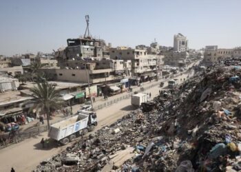 Zyrtarët e Trumpa njoftojnë ndërtimin e një baze ushtarake në Gaza, që do të shtrihet në mbi 350 hektarë dhe do të akomodojë 5,000 ushtarë.