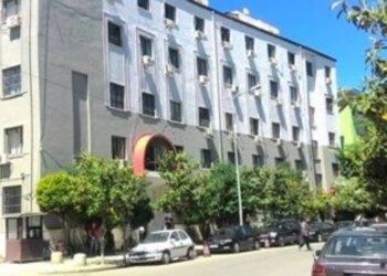 13 vjet pas vrasjes së 17-vjeçarit në shkollë, familia vazhdon të kërkojë drejtësi, ndërsa çështja vazhdon të zvarritet në Apel.