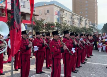 582 vjetori i Besëlidhjes së Lezhës: Homazhe, ecje simbolike dhe aktivitete festive në nderim të Gjergj Kastriotit