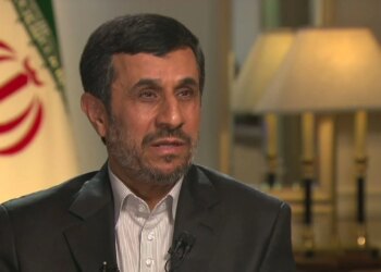 “Ahmadinexhad mund të jetë ende në jetë”, zyra e ish-presidentit përcjell se lajmi për vdekjen e tij është i pavërtetë.