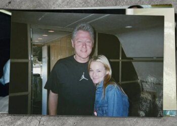 “Ai gëzohej kur shihte frikën në sytë tanë”: viktimat e abuzimit nga Epstein ndajnë trajtat e tmerrit të përjetuar për BBC.